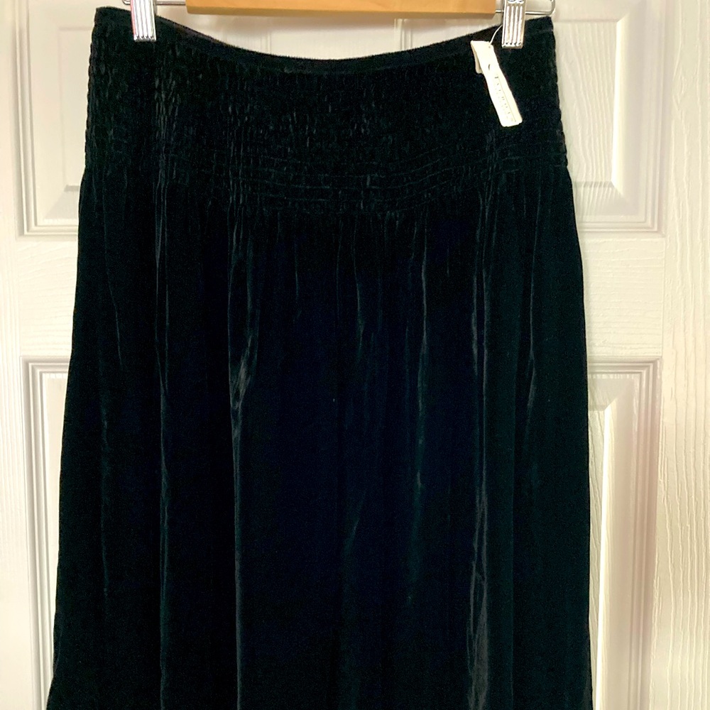 Talbots NWT velvet elastic waste knee length skirt